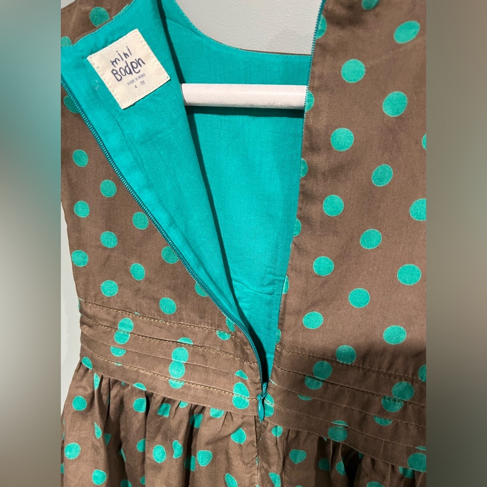 Mini Boden girls polka dot dress size 4-5. - Picture 2 of 4
